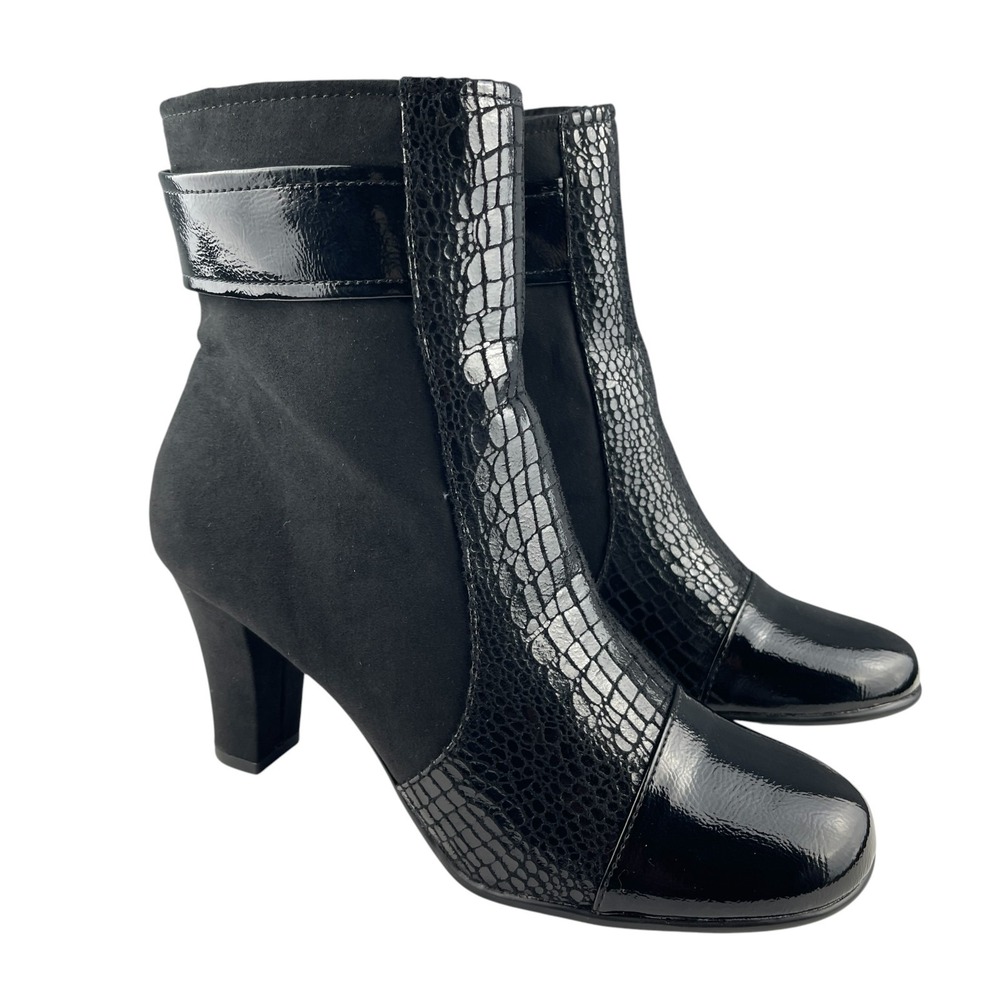 A2 by Aerosoles Women's Ankle Boots 9.5M Black Faux Suede Croc Remote Controle